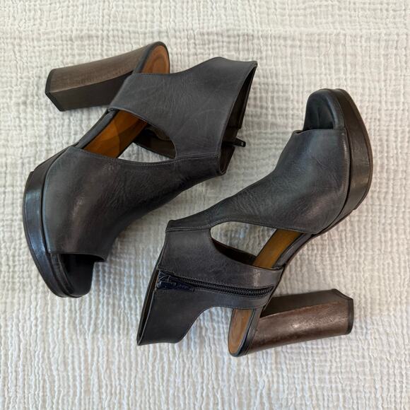 Coclico Platform Wood Heels Size 36.5 Dark Gray Blue Leather Cut Out Open Toe - Picture 3 of 15